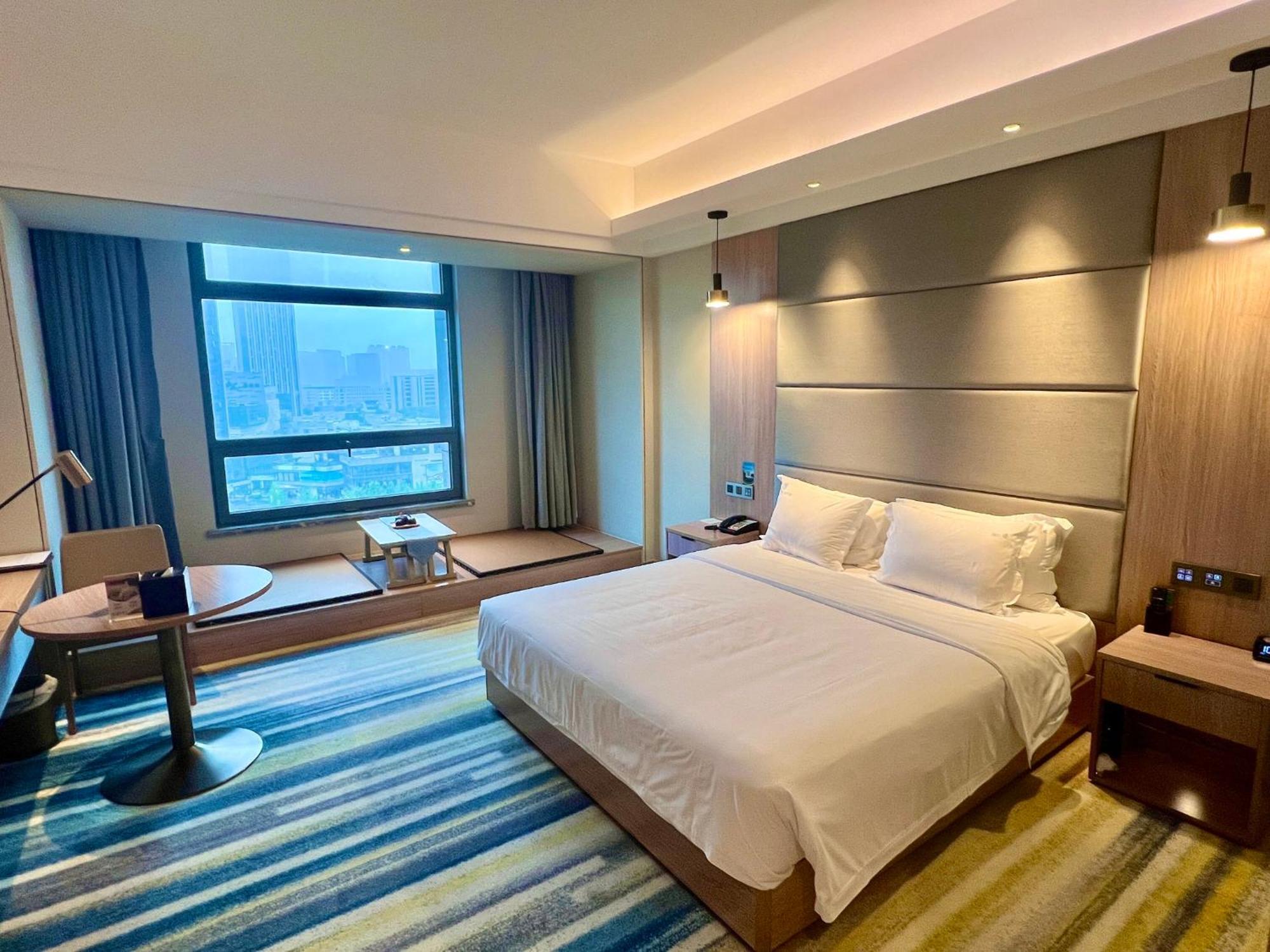 Holiday Inn Nantong Oasis International By Ihg Exterior photo